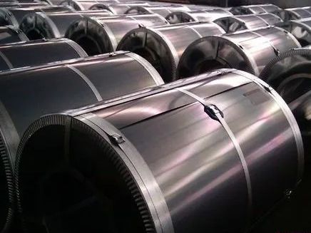 首鋼股份：1月新能源汽車用電工鋼銷量同比增約33%，預(yù)計(jì)國內(nèi)鋼材價(jià)格經(jīng)過短期調(diào)整后震蕩偏強(qiáng)運(yùn)行